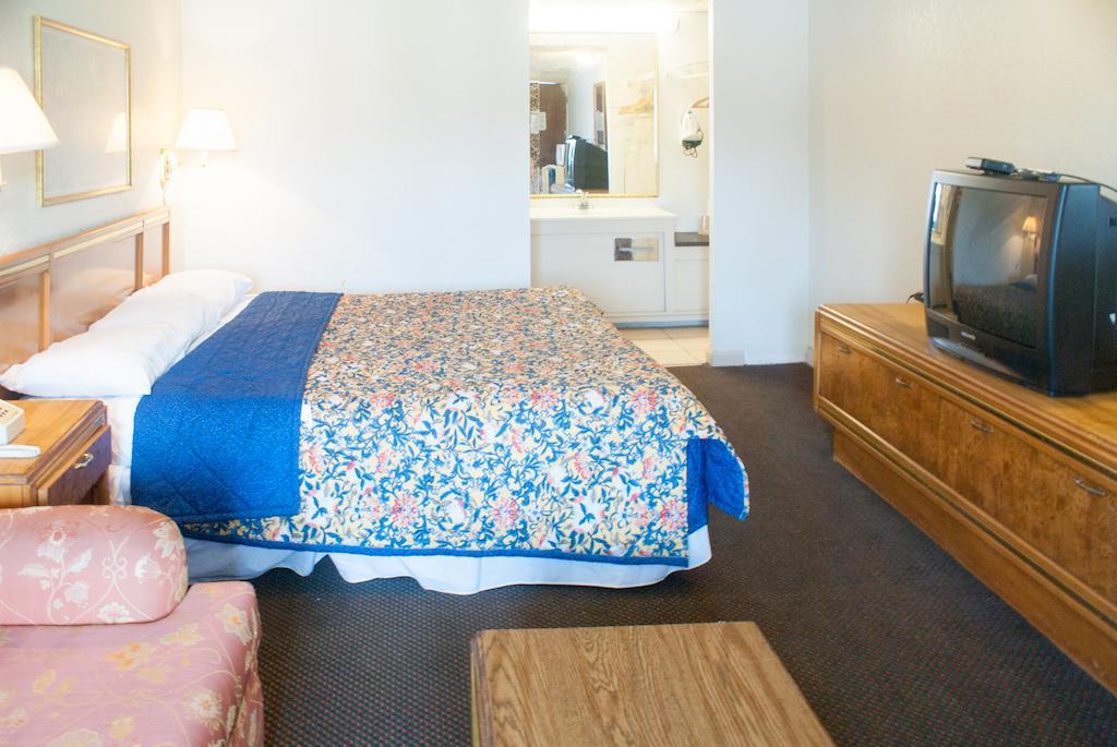 Executive Inn Джэксонвиль Экстерьер фото